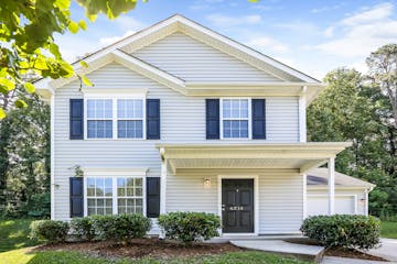 6214 Creekbrooke Ct Browns Summit, NC 27214